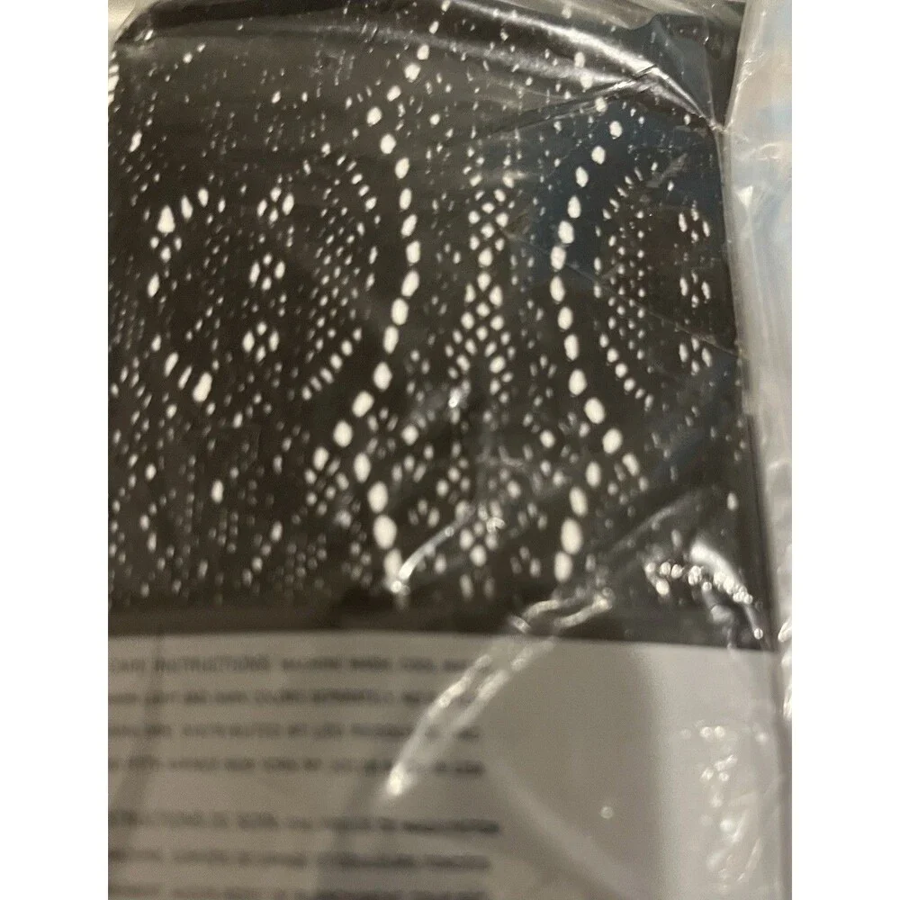 NEW Anne Klein New York Black Fishnet Tights 90% Nylon 10% Spandex M/L 2 pairs